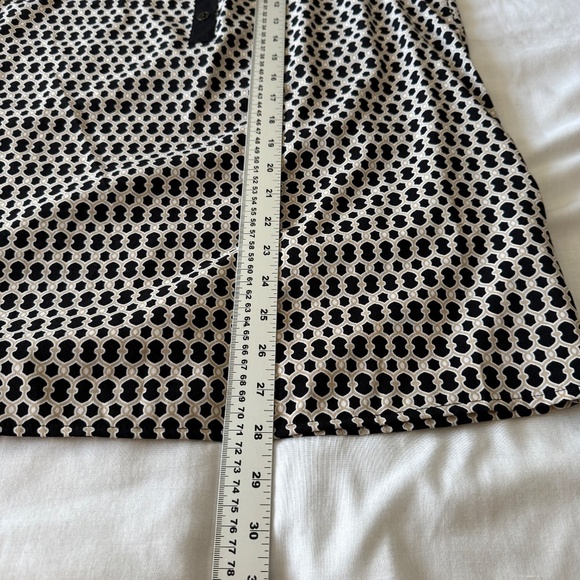 Croft & Barrow Women's Sleeveless 1/2 Button Blouse Tank Top Beige/Tan/Black‎ M - Picture 9 of 11